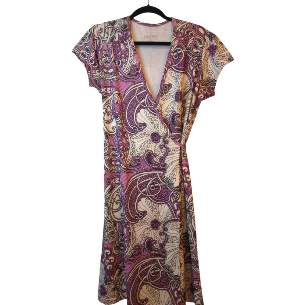 Athleta Nectar Purple/Cream V-Neck Cap Sleeve Faux Wrap Dress Size: M